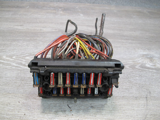 81-85 Mercedes W123 Power Distribution Fuse Relay Box 1235400650 OEM