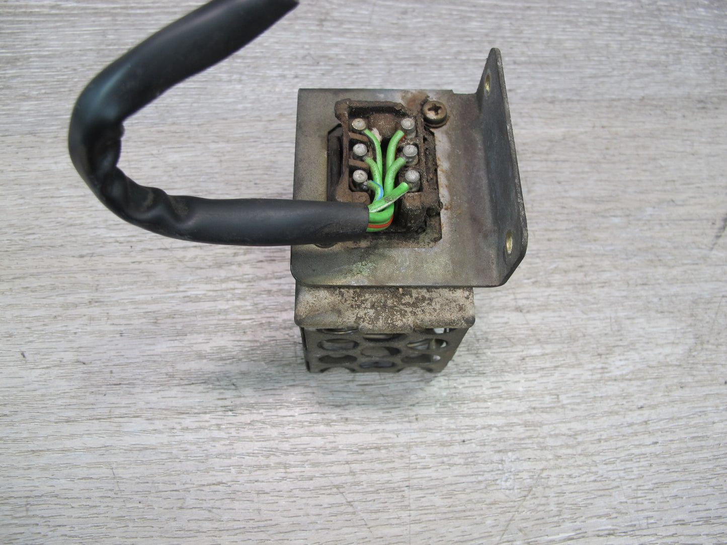 75-85 Mercedes W123 Heater Blower Motor Resistor OEM