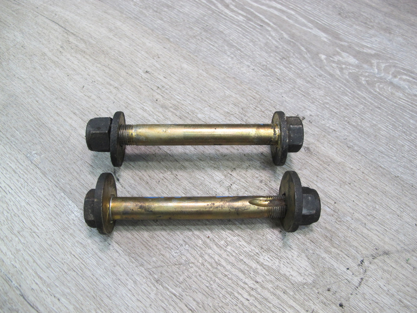 75-85 Mercedes W123 Front Suspension Eccentric Adjust Camber Bolt Set of 2