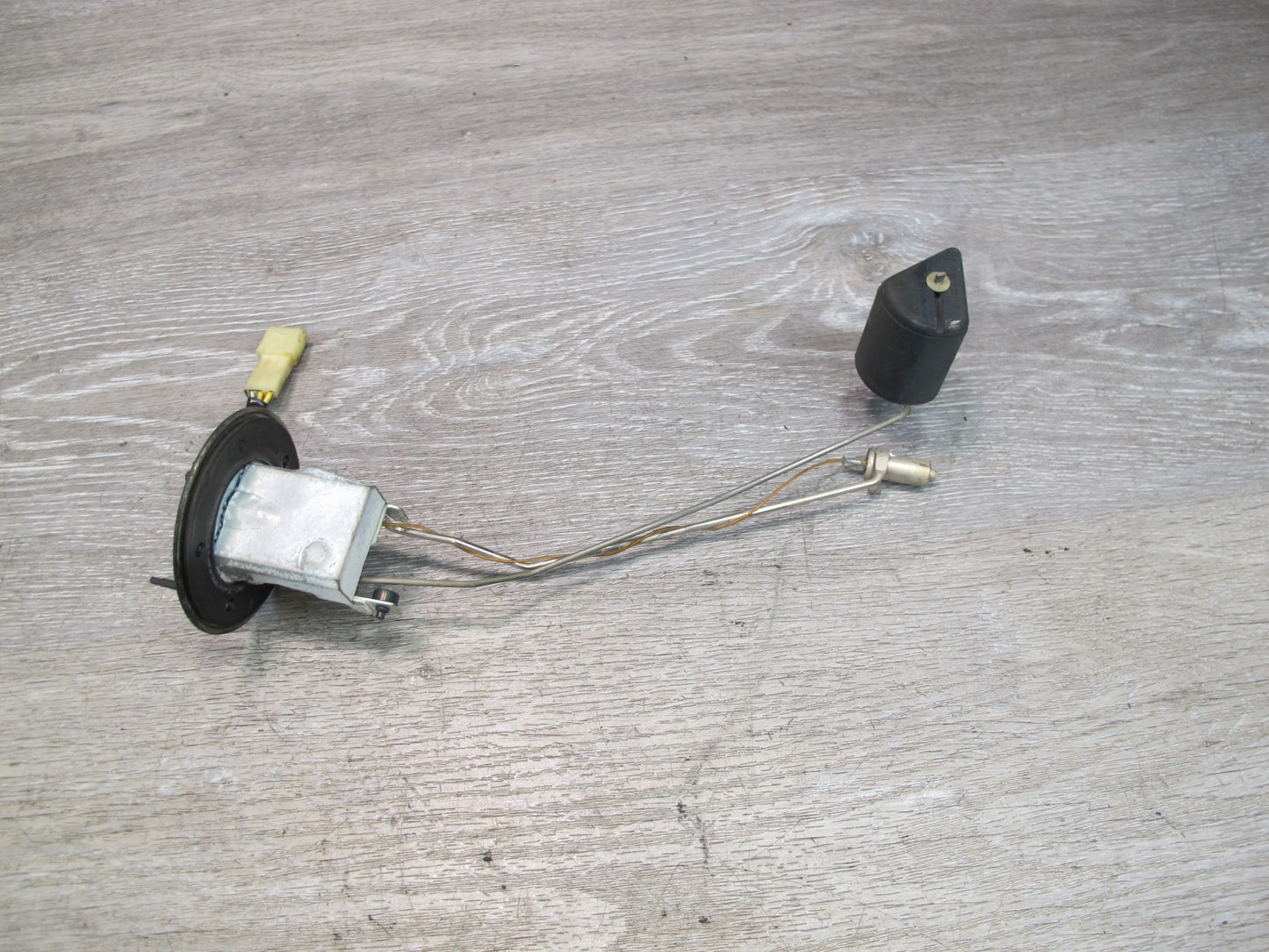 91-95 Toyota MR2 SW21L 2.2L 5SFE Fuel Gas Level Sending Unit OEM
