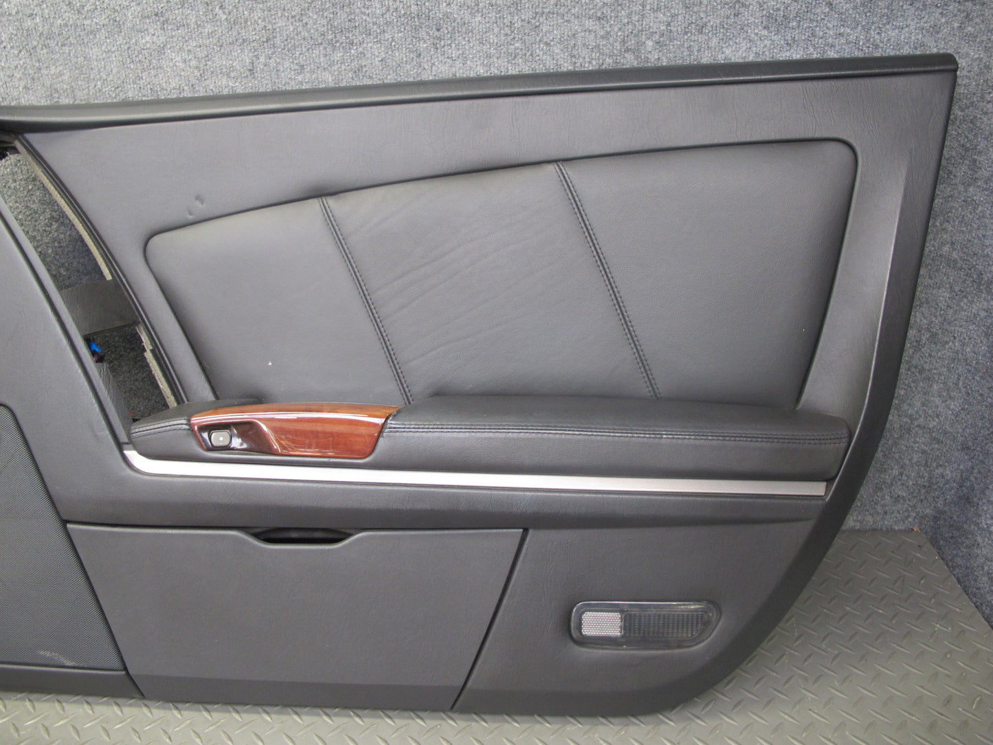 2004-2008 Cadillac XLR Front Left & Right Side Interior Door Panel Black Set