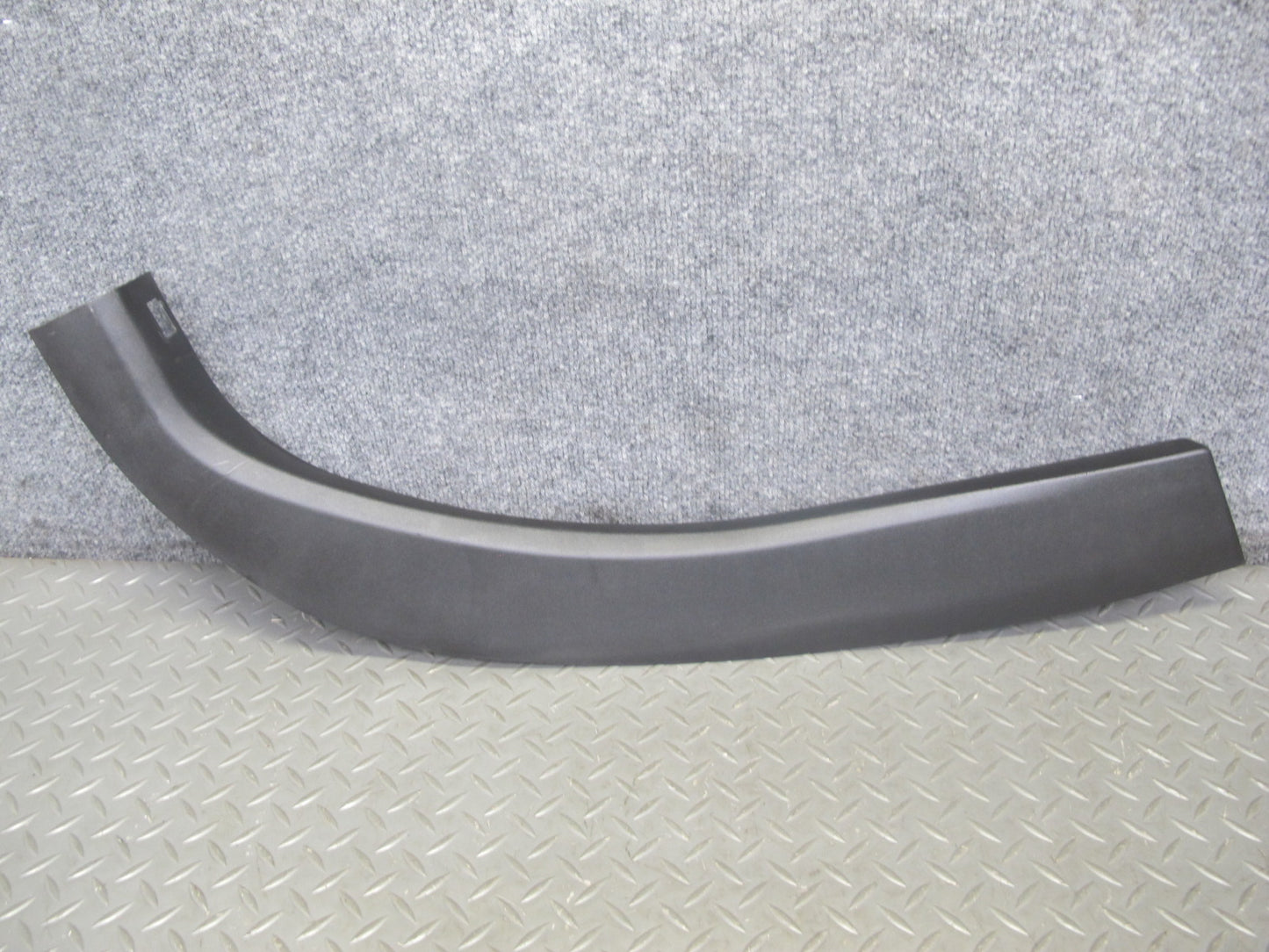2004-2009 Cadillac XLR Left & Right Side B Pillar Cover Panel Trim Set