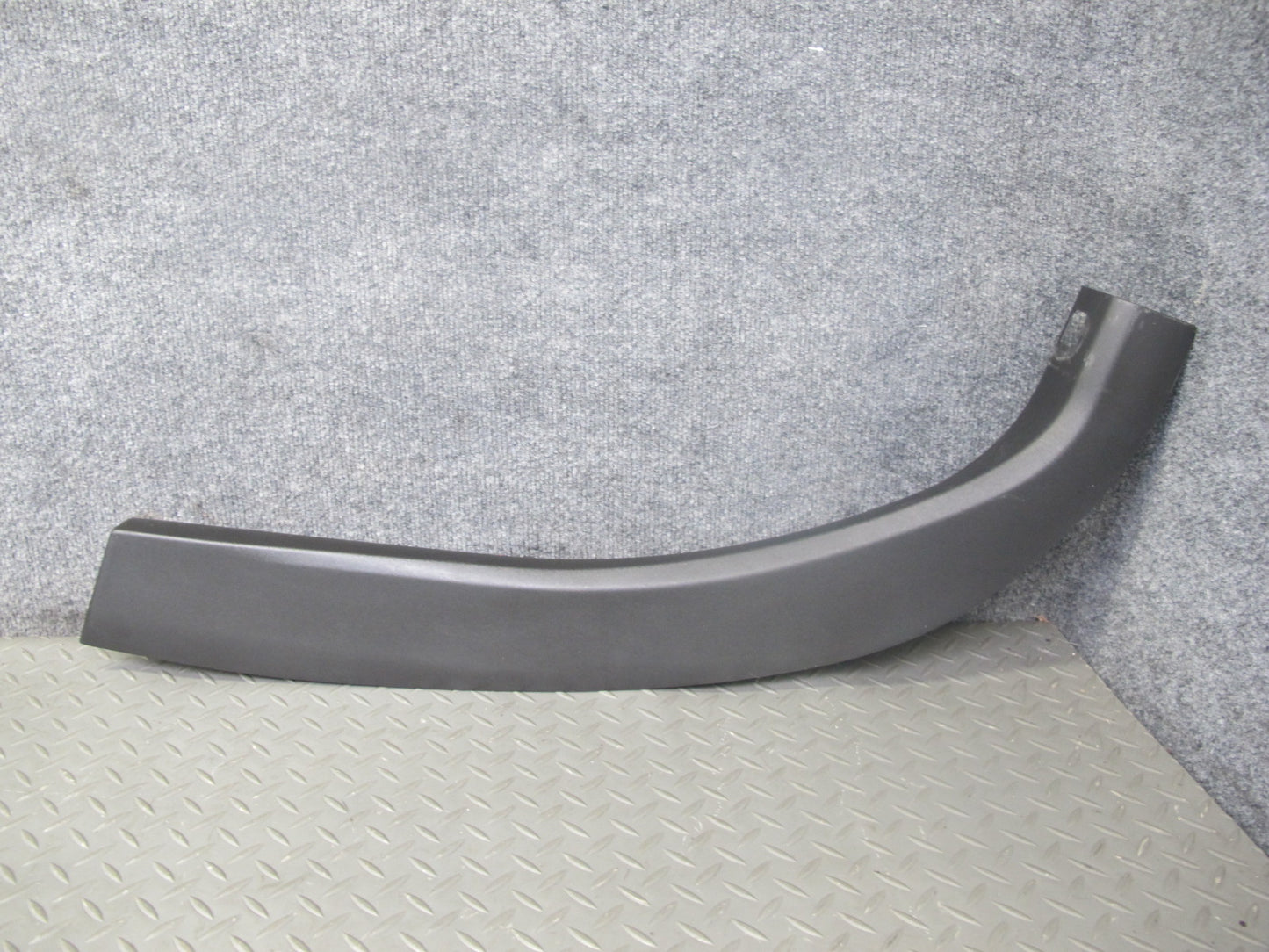 2004-2009 Cadillac XLR Left & Right Side B Pillar Cover Panel Trim Set