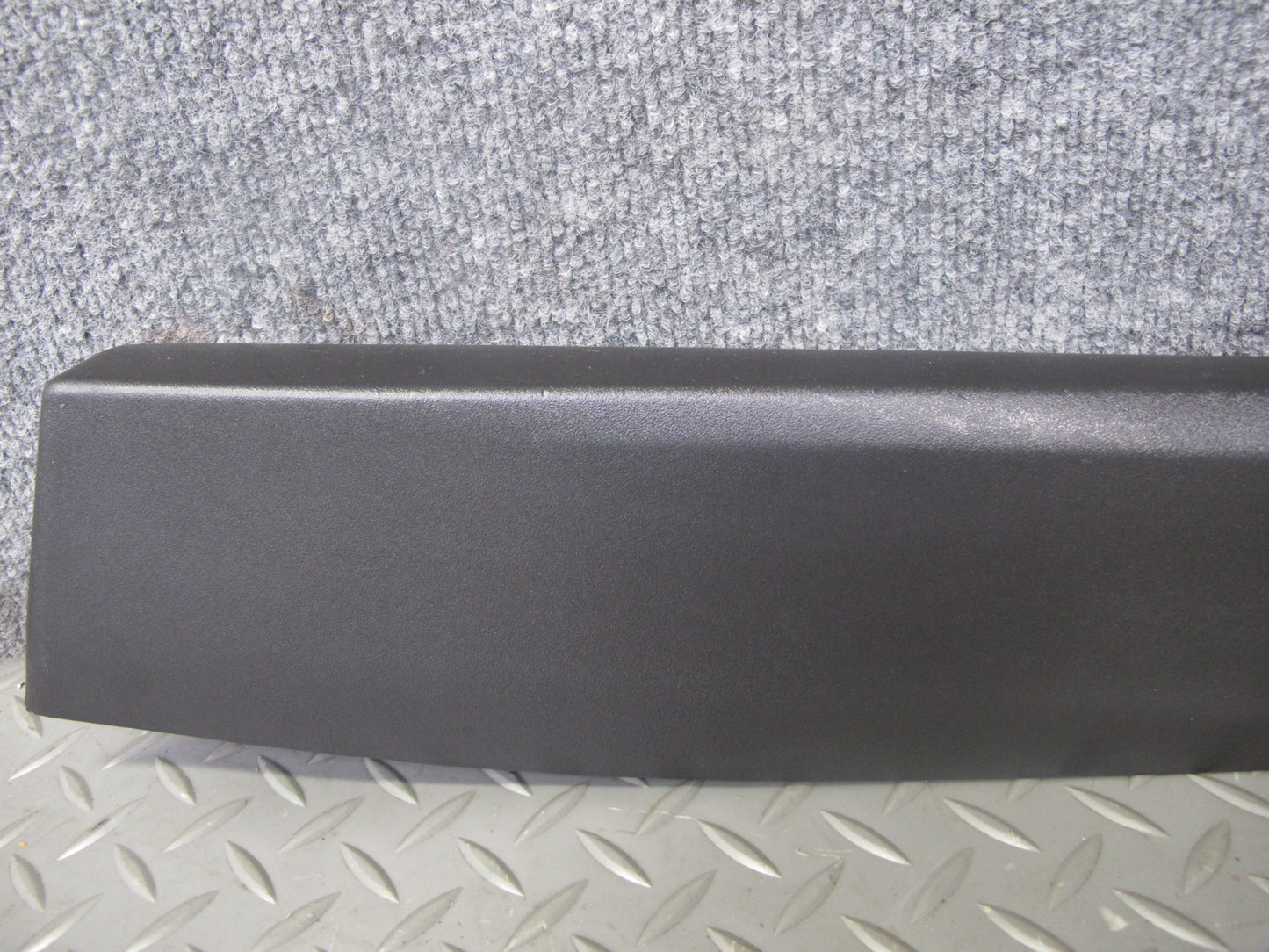 2004-2009 Cadillac XLR Left & Right Side B Pillar Cover Panel Trim Set