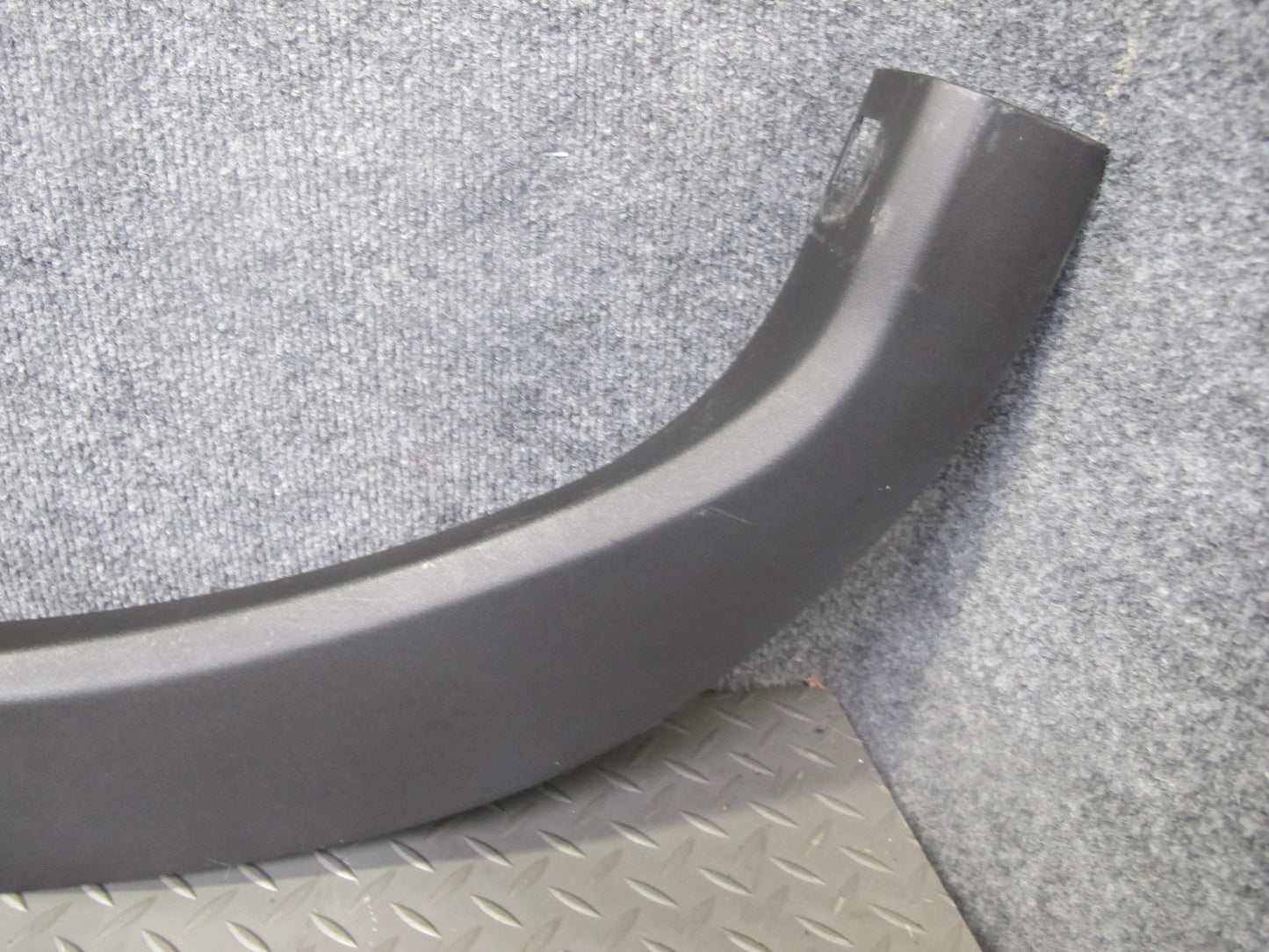 2004-2009 Cadillac XLR Left & Right Side B Pillar Cover Panel Trim Set
