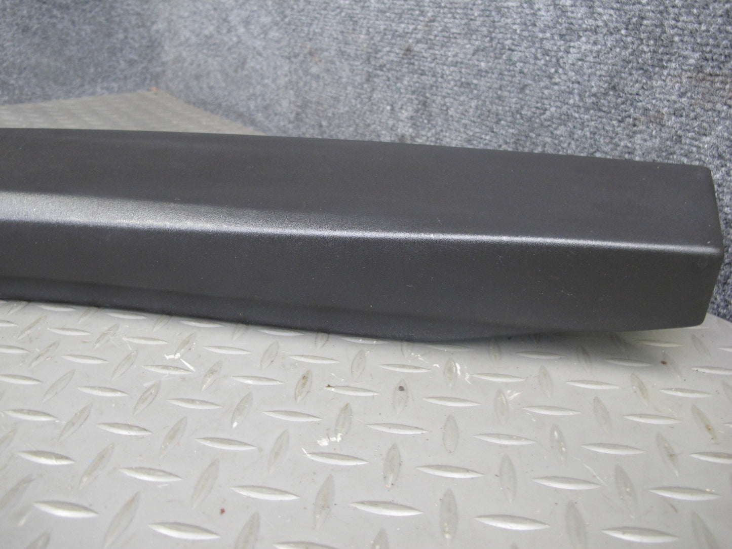 2004-2009 Cadillac XLR Left & Right Side B Pillar Cover Panel Trim Set