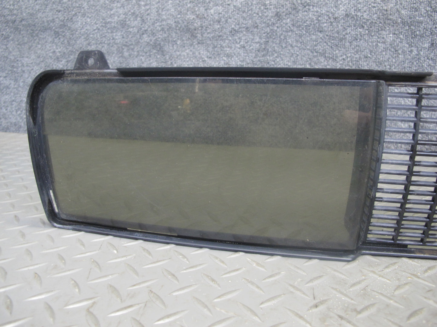 2004-2008 Cadillac XLR Front Bumper Center Lower Grille Trim Panel Assembly