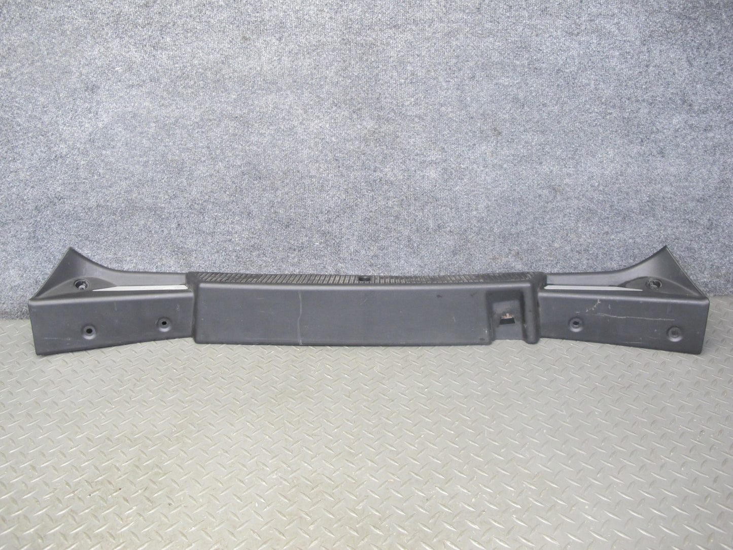 2004-2009 Cadillac XLR Rear Trunk Lid Lock Latch Trim Cover Panel 15147014