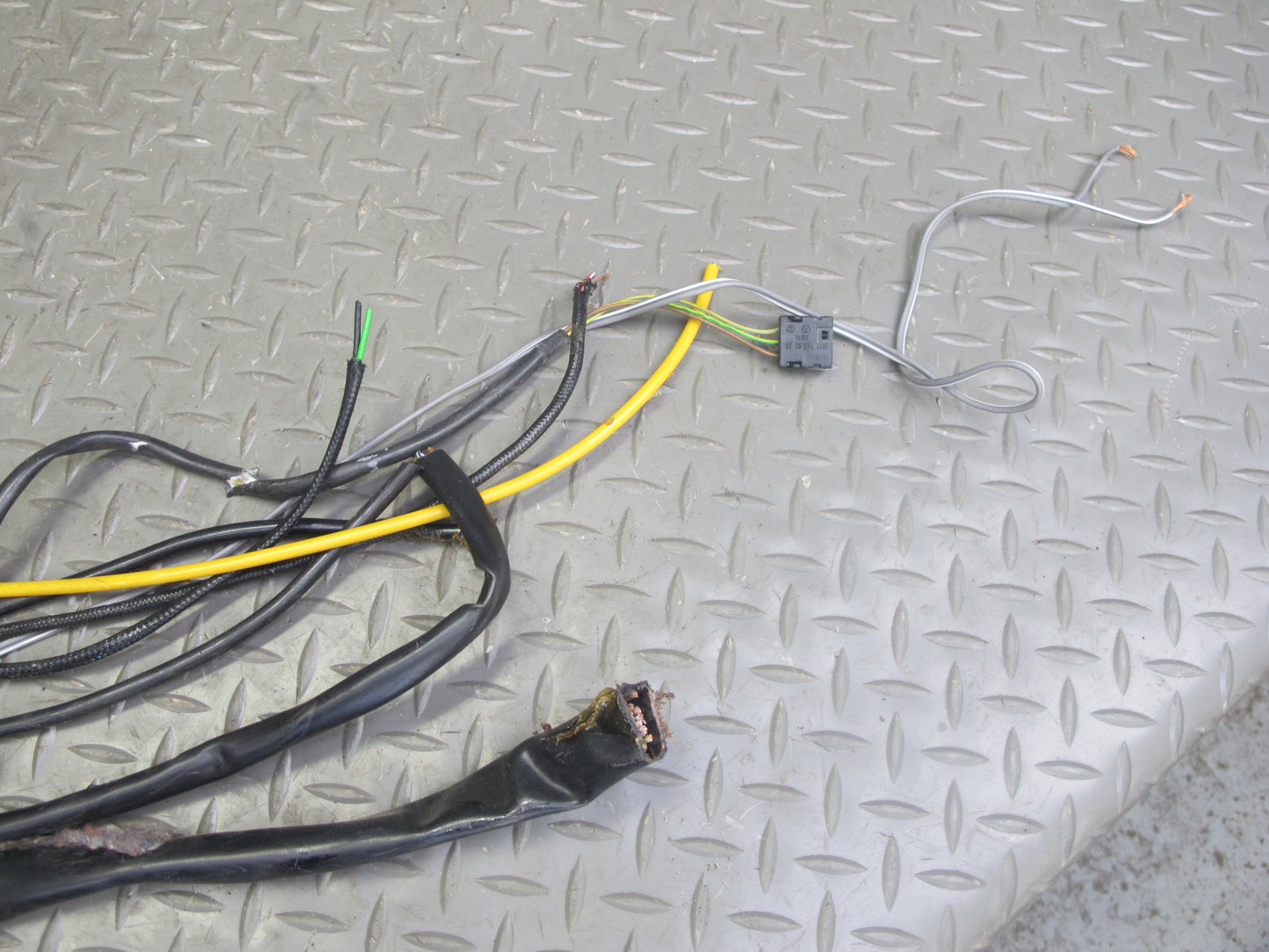 86-91 Mercedes W126 Set of 4 Front & Rear Door Wire Wiring Harness OEM