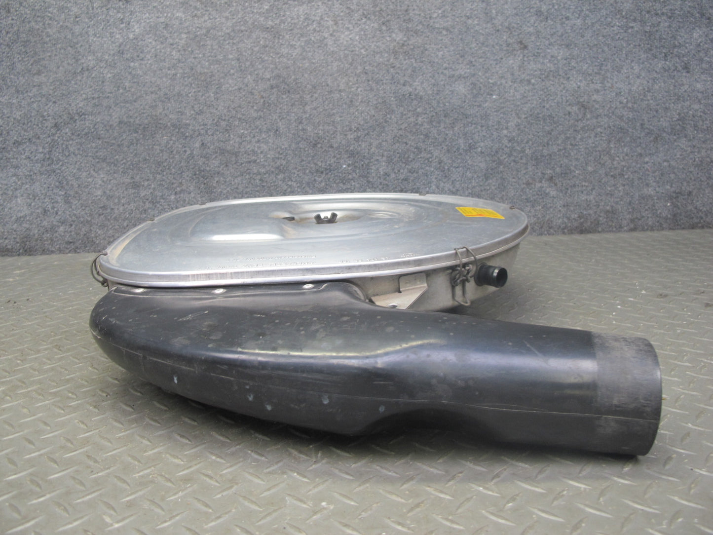 86-91 Mercedes W126 Air Intake Cleaner Filter Box 0110949902 OEM