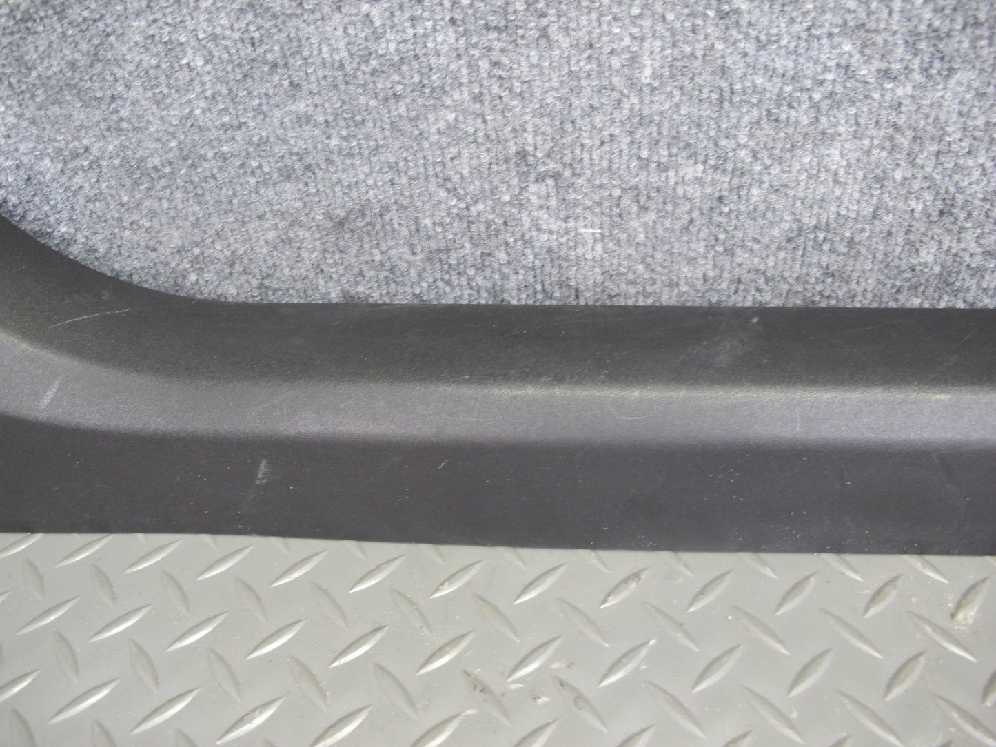 2004-2009 Cadillac XLR Left & Right Side Door Sill Step Cover Panel Trim Set