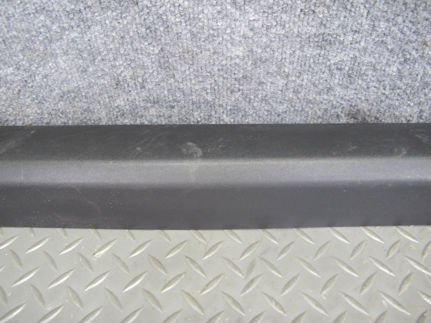 2004-2009 Cadillac XLR Left & Right Side Door Sill Step Cover Panel Trim Set