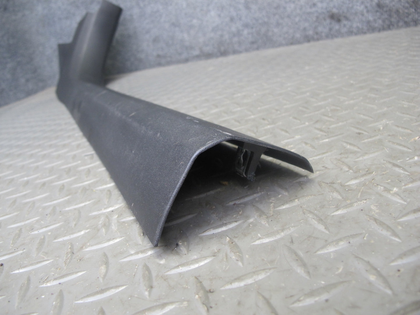 2004-2009 Cadillac XLR Left & Right Side Door Sill Step Cover Panel Trim Set