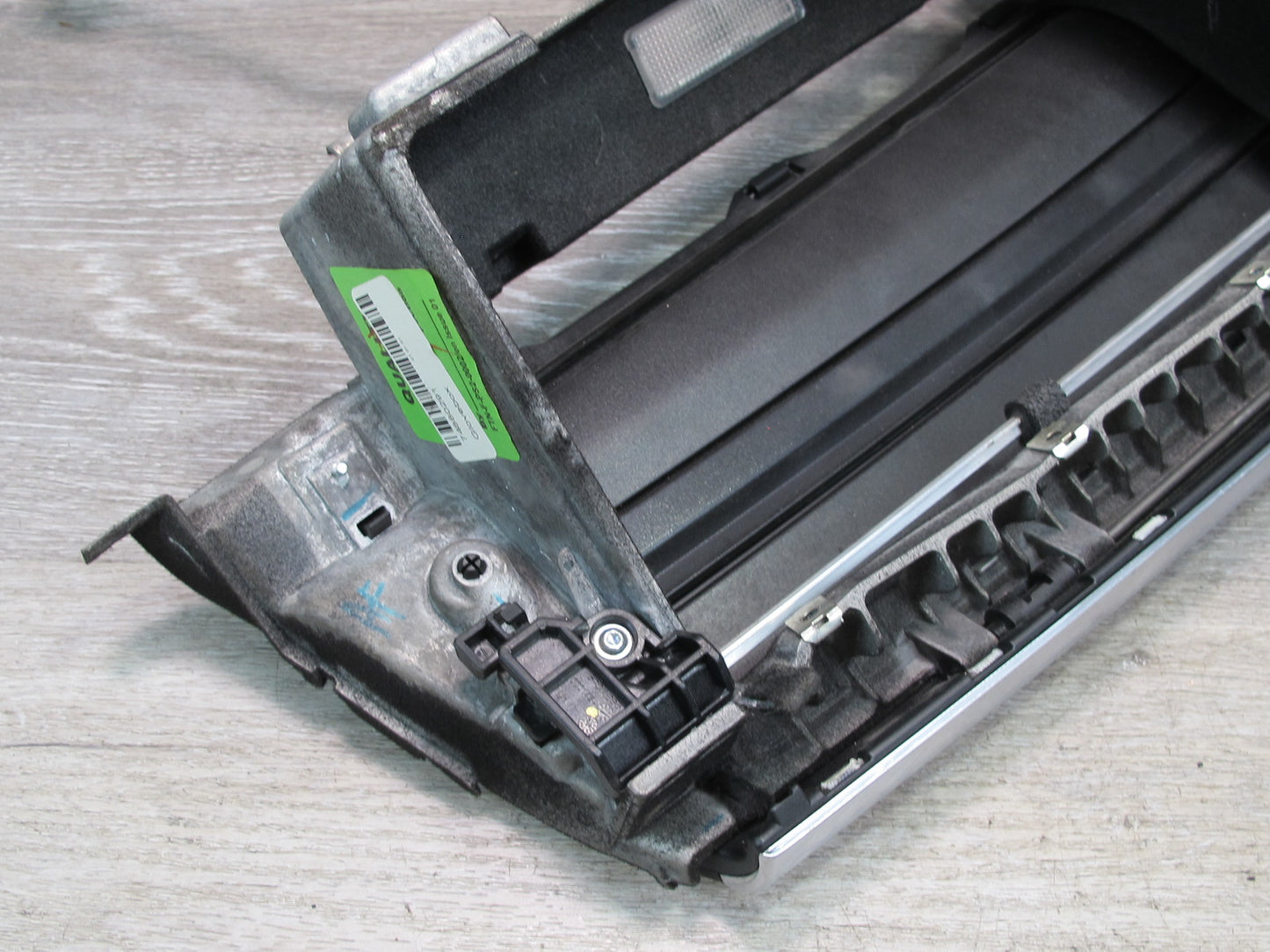 2010-2014 BMW E70 E71 E72 X5 X6 Interior Glove Box Storage Compartment Wood