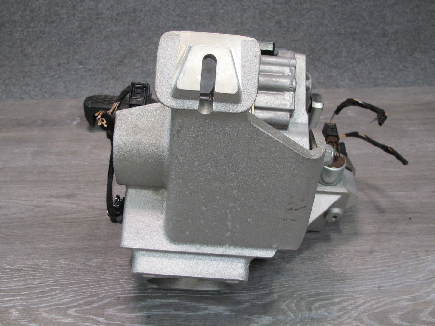 2010-2011 BMW E72 X6 Hybrid Brake Stop Pedal Assembly 6788839