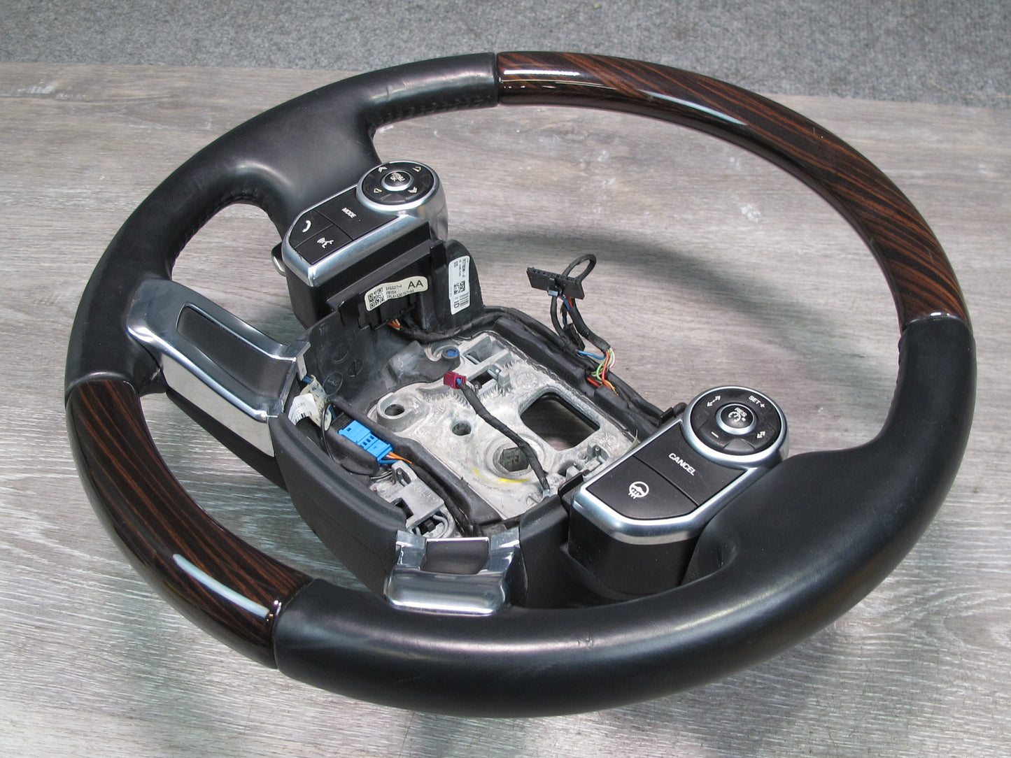 2013-2022 Land Range Rover L405 Leather Wood Steering w Controls & Paddles