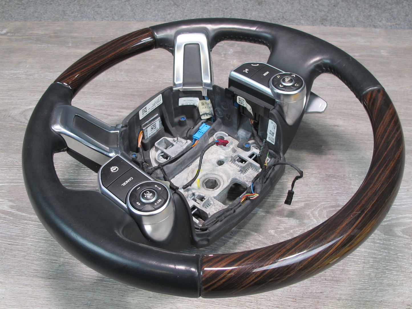 2013-2022 Land Range Rover L405 Leather Wood Steering w Controls & Paddles