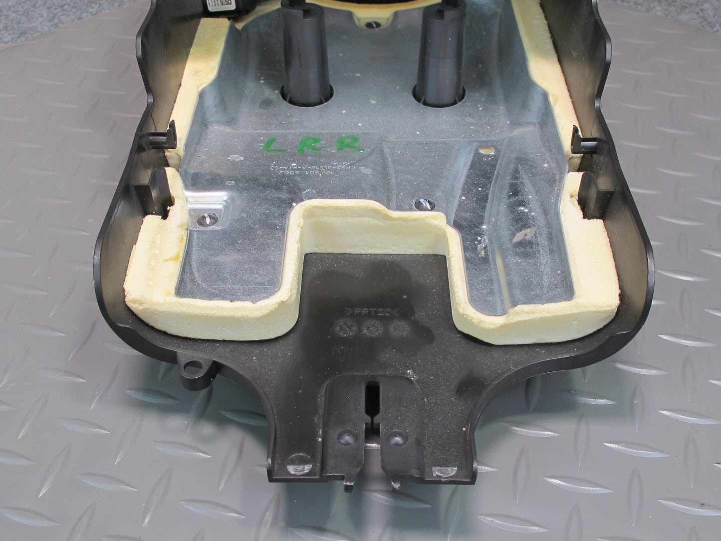 2013-2017 Land Range Rover L405 Steering Column Upper & Lower Trim Panel