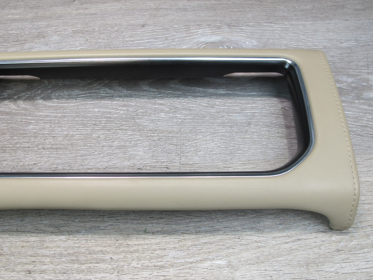 2013-2017 Land Range Rover L405 Dash Center Trim Bezel Cover Panel