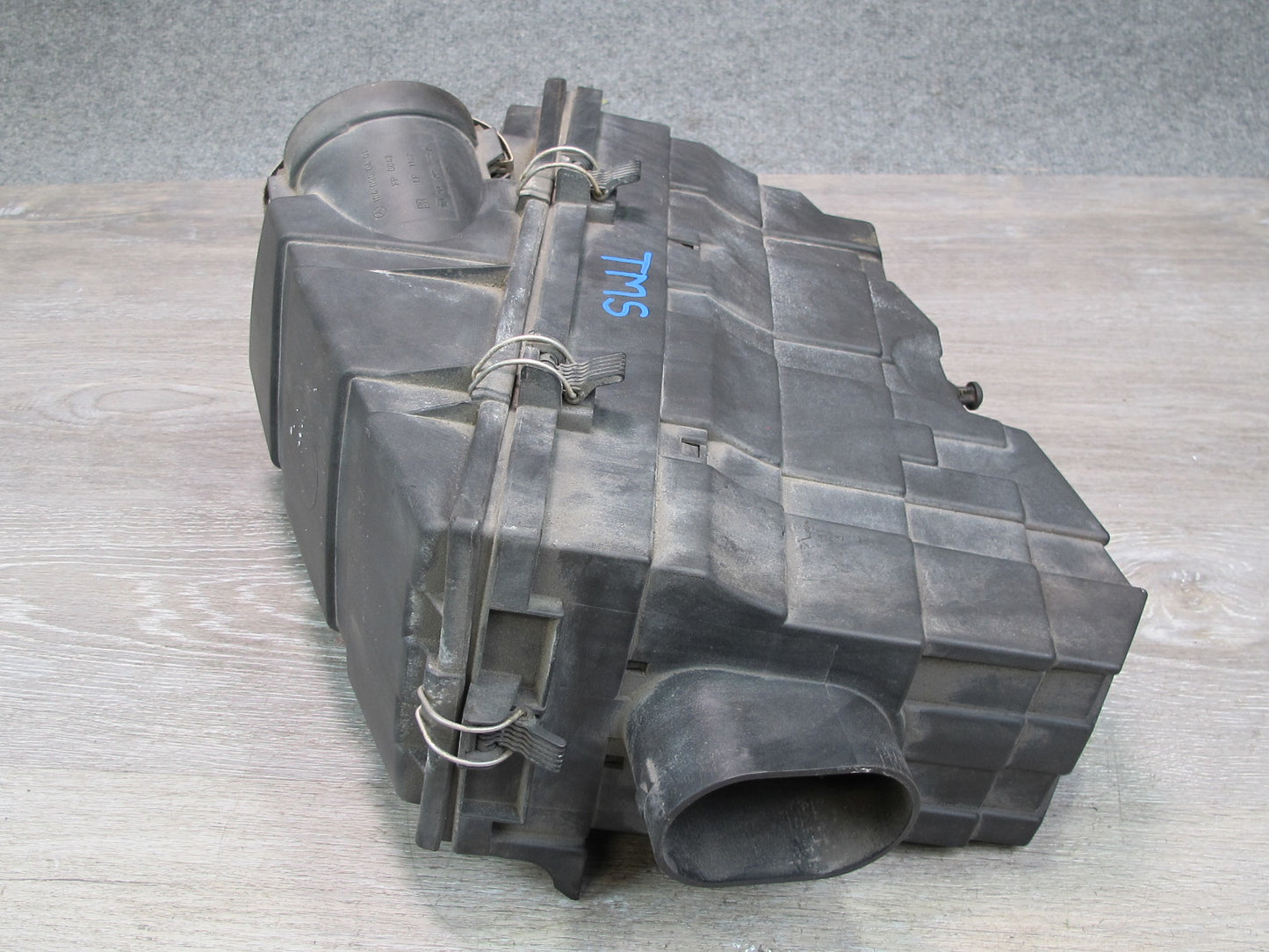 94-99 Mercedes W140 S320 Air Intake Cleaner Filter Box Assembly OEM