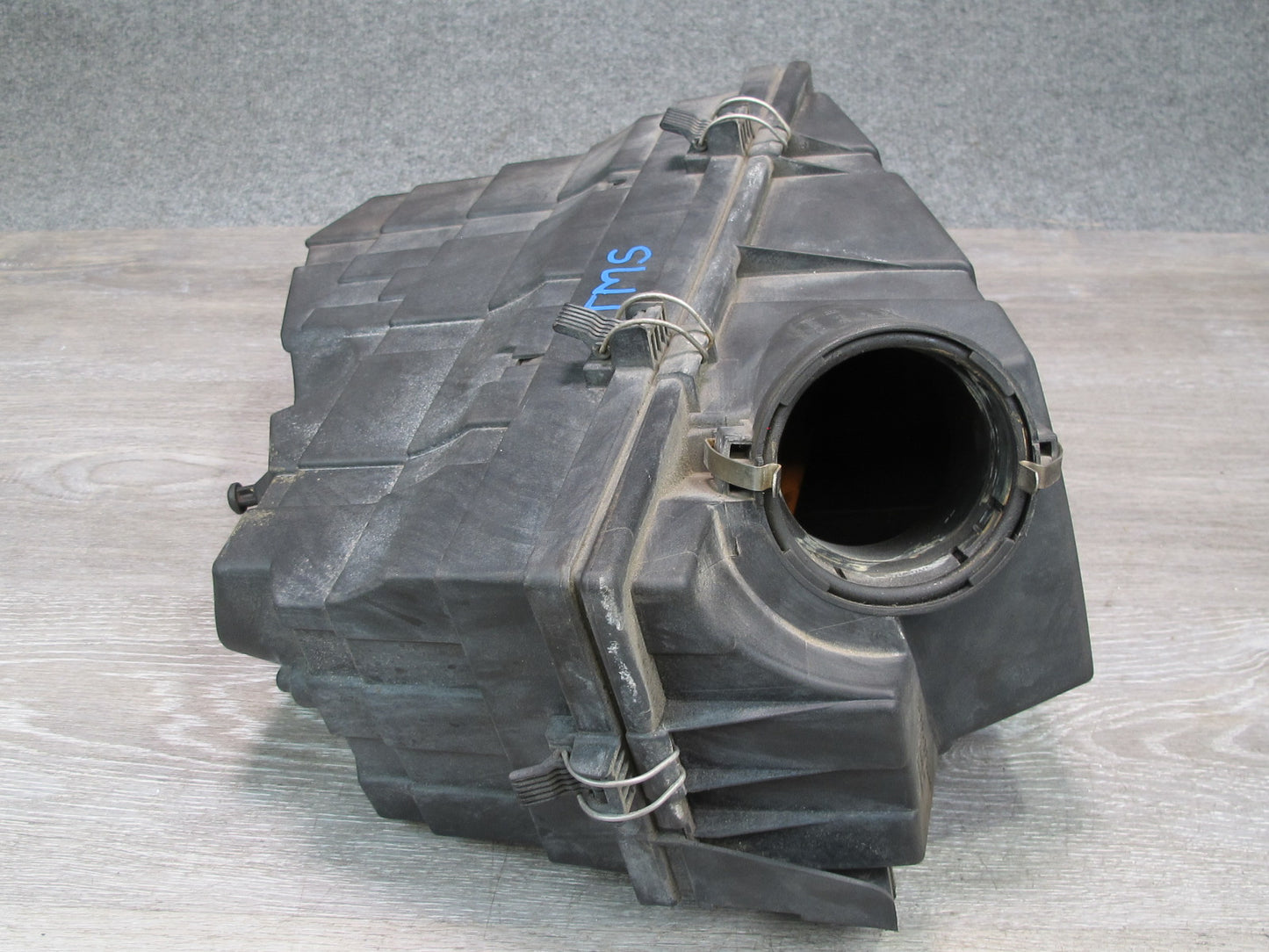 94-99 Mercedes W140 S320 Air Intake Cleaner Filter Box Assembly OEM