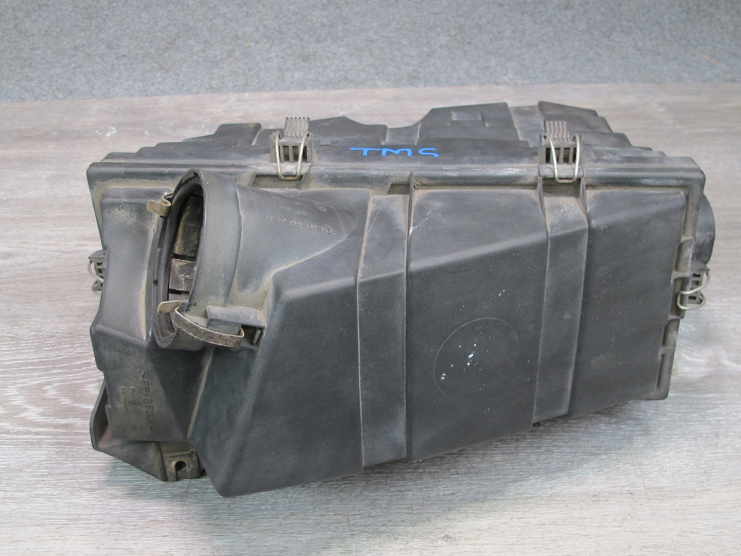 94-99 Mercedes W140 S320 Air Intake Cleaner Filter Box Assembly OEM