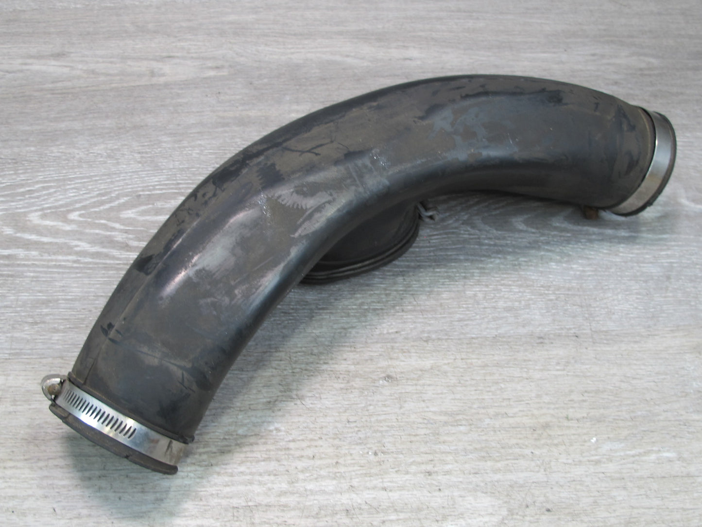 90-96 Nissan Z32 300ZX VG30DE NA Center Air Intake Y Pipe Hose OEM