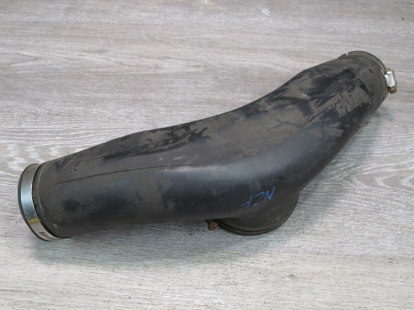 90-96 Nissan Z32 300ZX VG30DE NA Center Air Intake Y Pipe Hose OEM