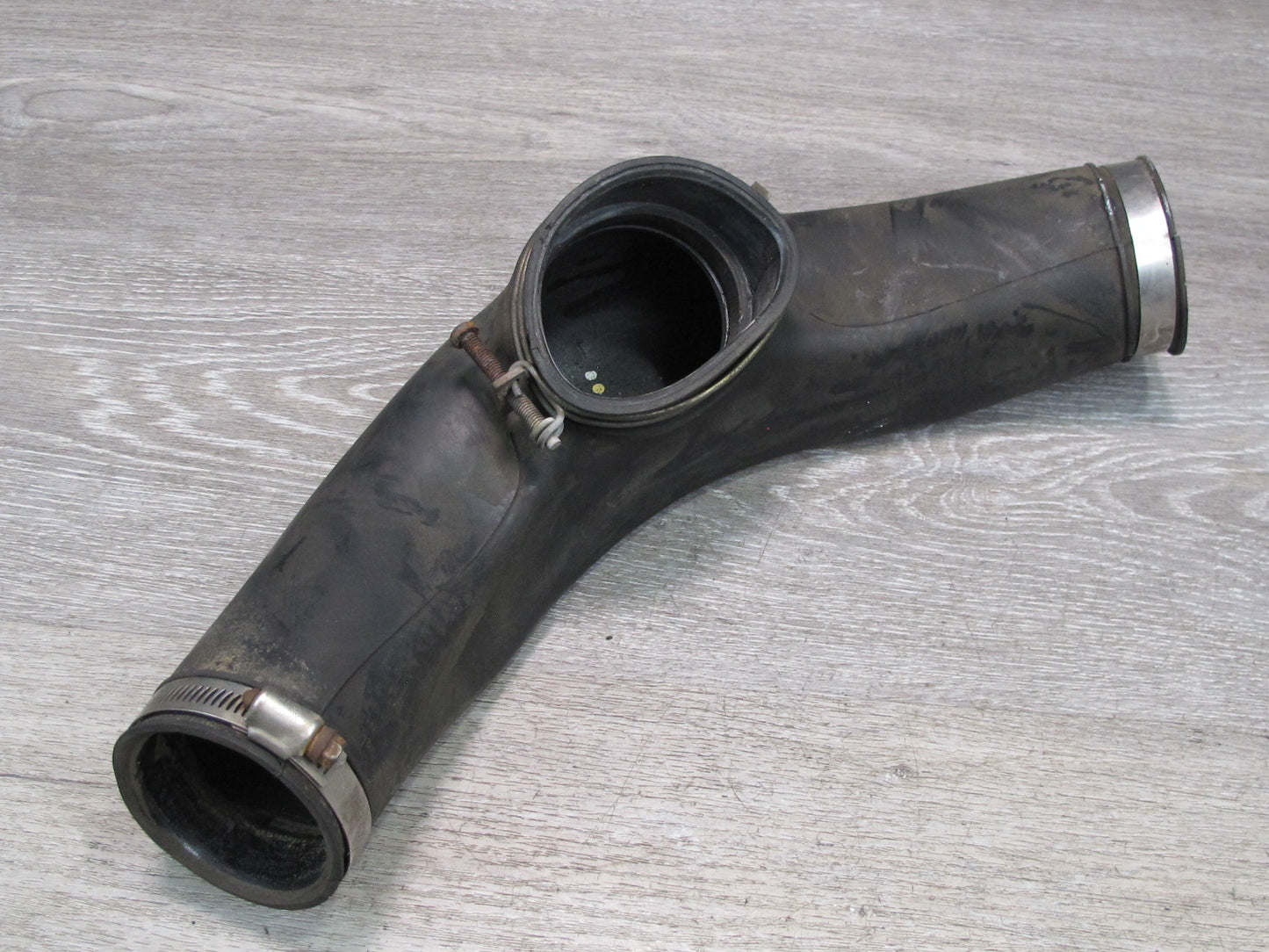 90-96 Nissan Z32 300ZX VG30DE NA Center Air Intake Y Pipe Hose OEM