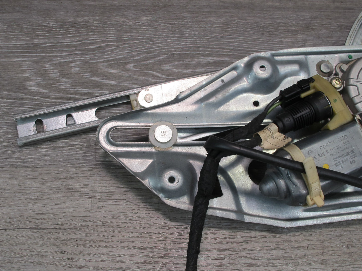 94-99 Mercedes W140 Front Right Door Window Regulator w Motor OEM