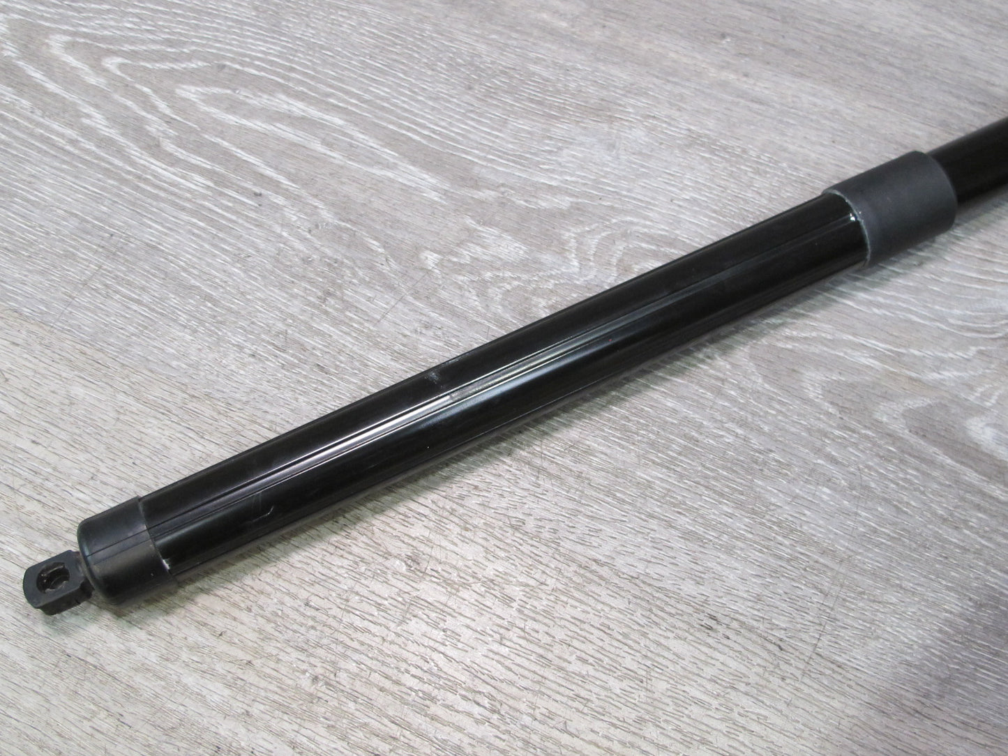 2013-2022 Land Range Rover L405 Rear Trunk Shock Cylinder Set of 2