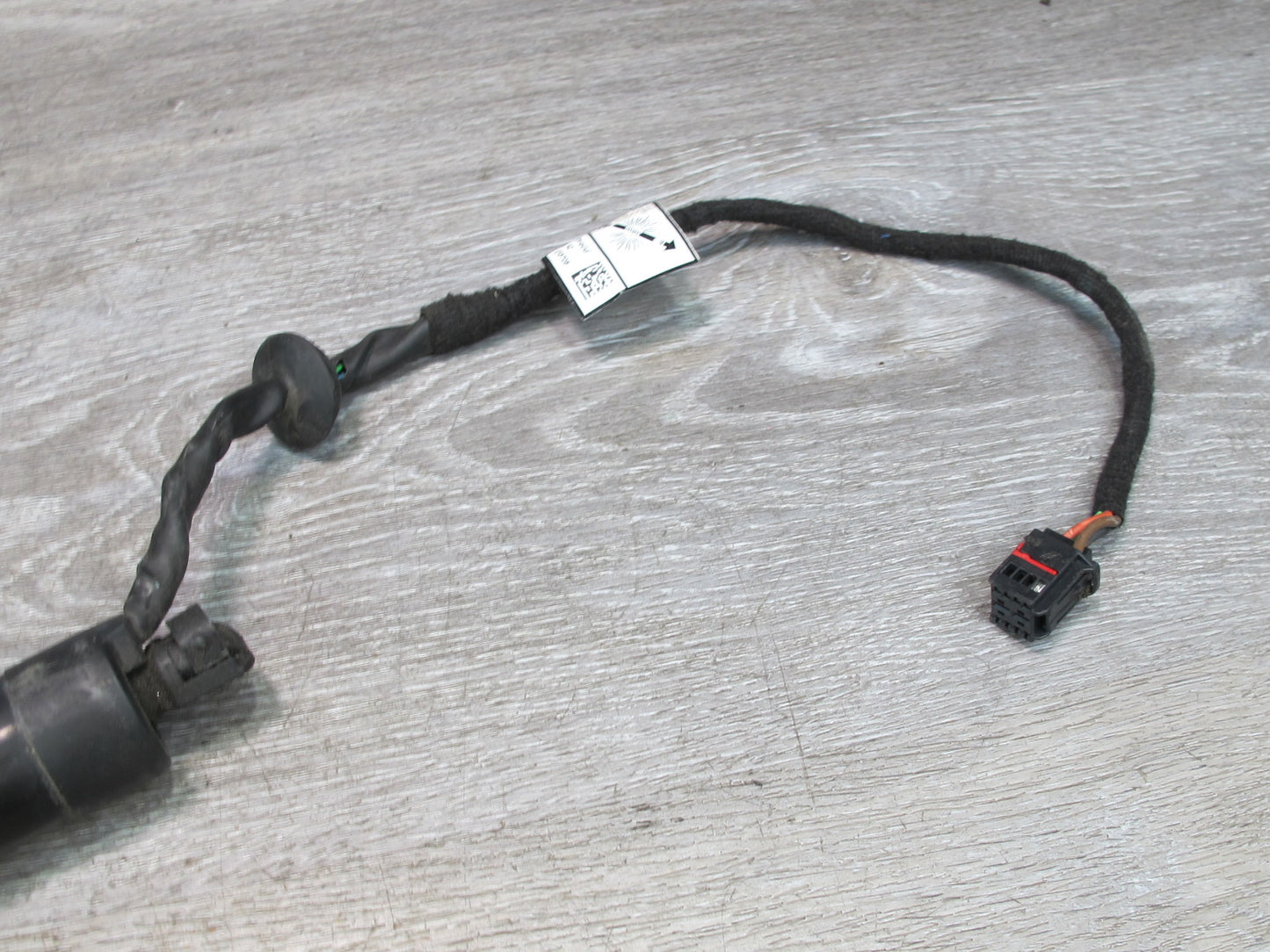 2013-2022 Land Range Rover L405 Rear Trunk Shock Cylinder Set of 2
