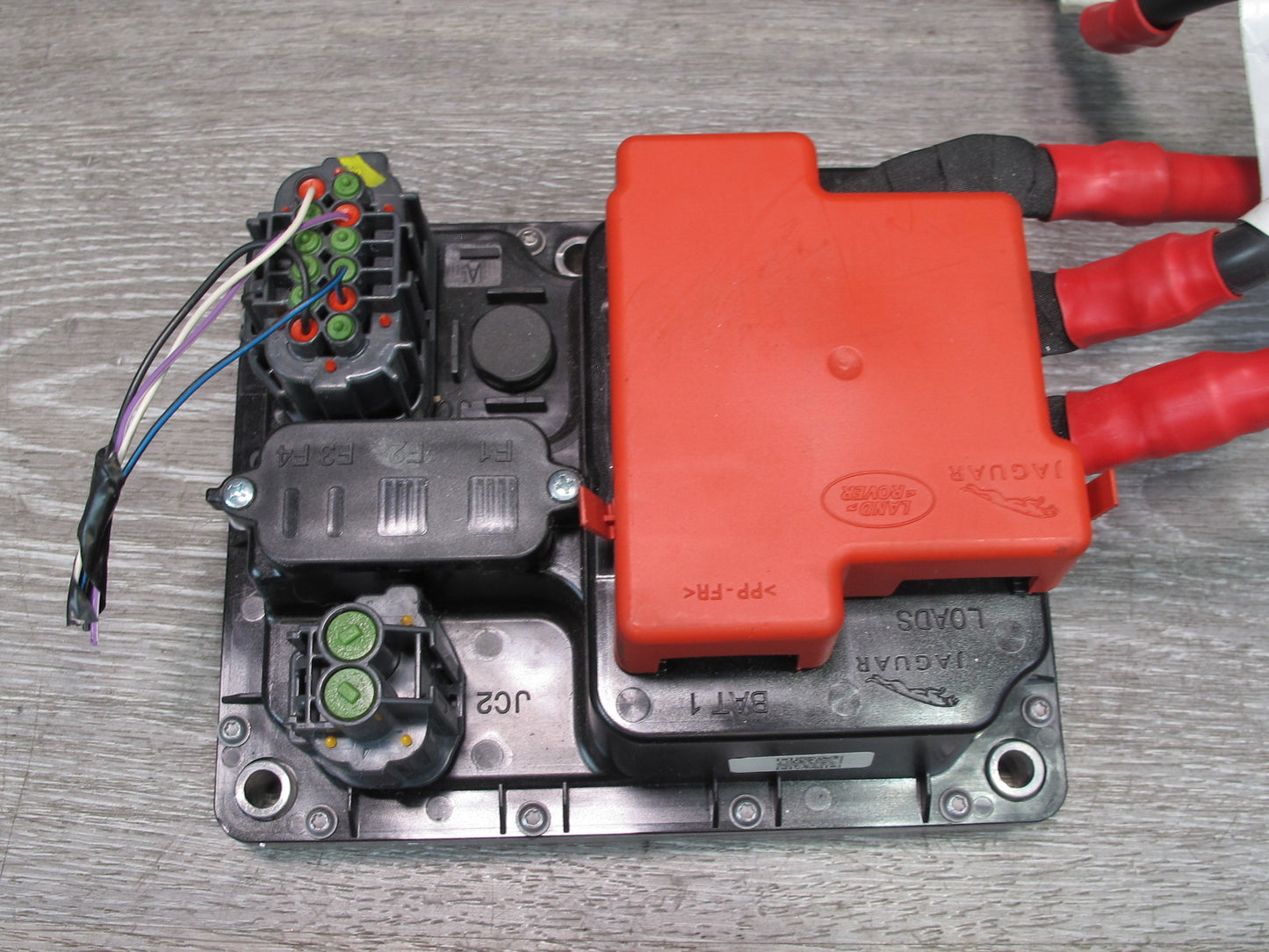 2013-2017 Range Rover L405 Positive Battery Power Distribution Control Module