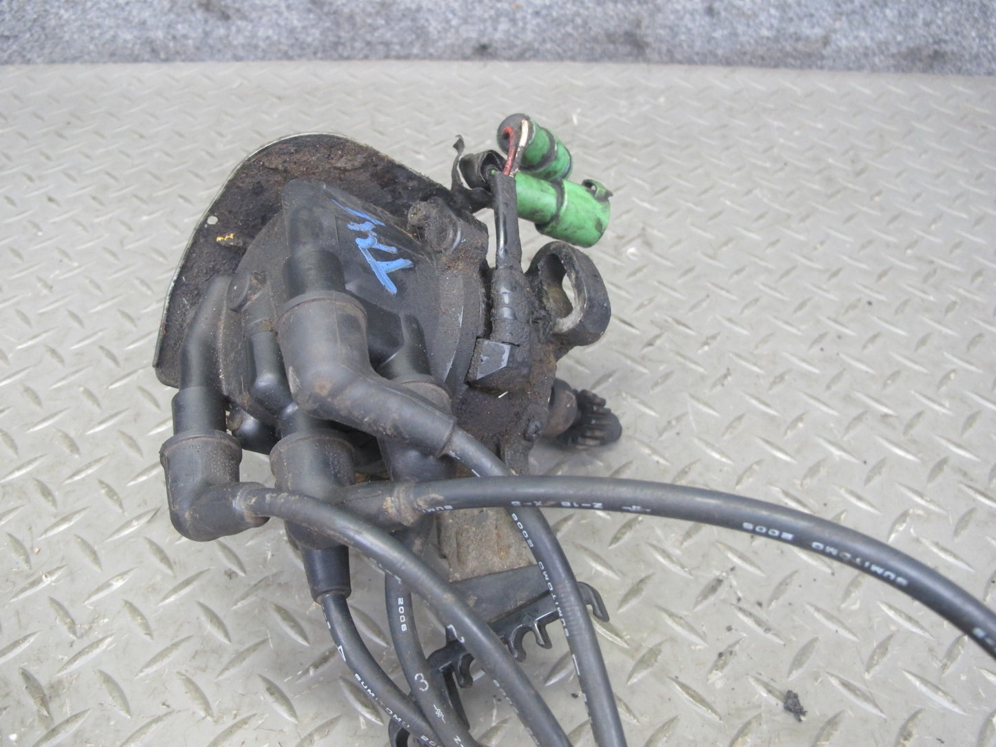 88-89 Toyota MR2 AW15 4AGELC Ignition Distributor w Spark Plug Coil Assembly OEM