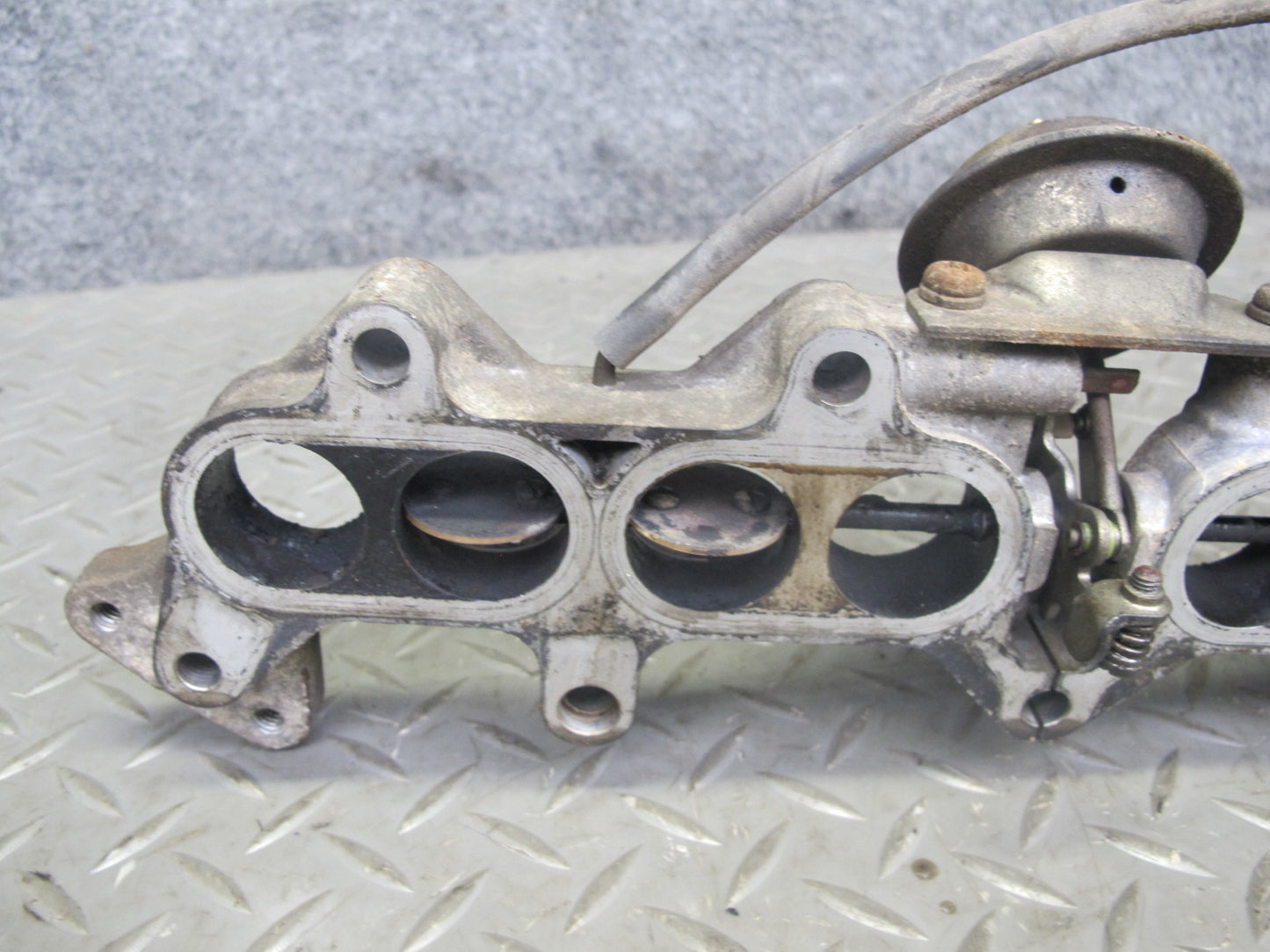 88-89 Toyota MR2 AW15 4AGELC Air Intake Tvis Butterfly Valve Plate 83K Miles OEM