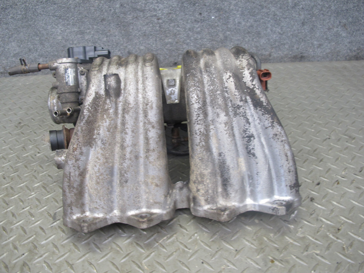 88-89 Toyota MR2 AW15 4AGELC Tvis Intake Manifold w Throttle Body 83K Miles OEM