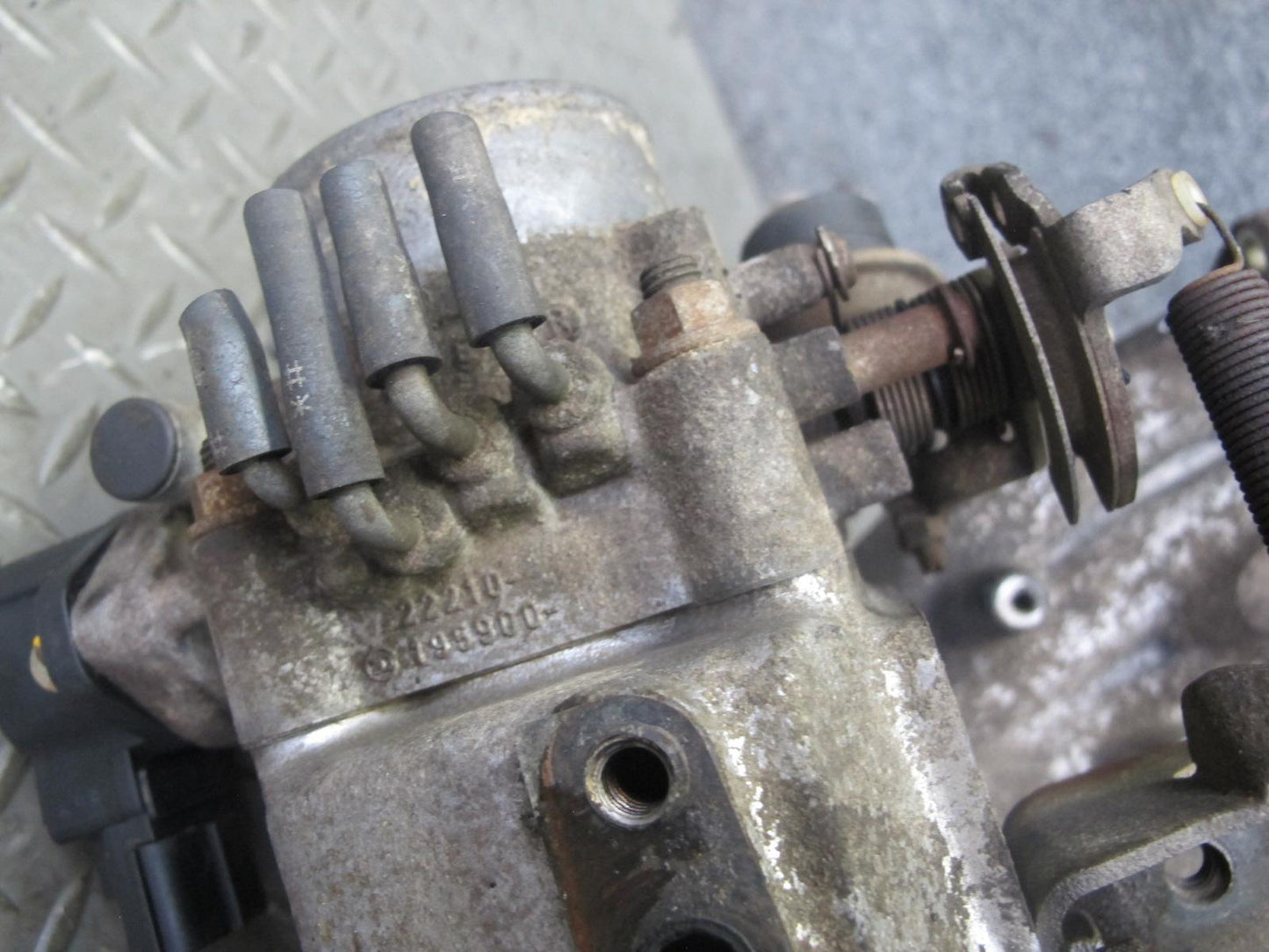 88-89 Toyota MR2 AW15 4AGELC Tvis Intake Manifold w Throttle Body 83K Miles OEM