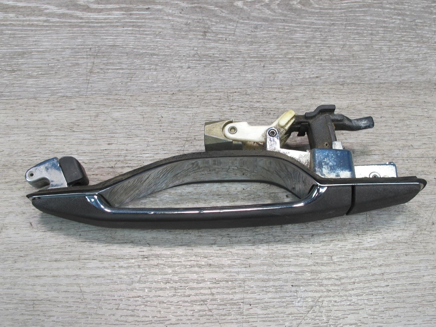 94-99 Mercedes W140 Rear Left Door Exterior Handle OEM