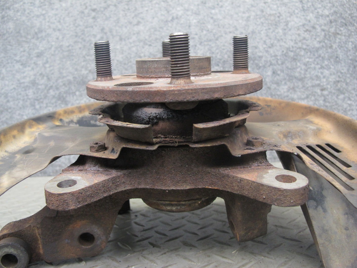 87-89 Toyota MR2 AW15 Front Left Spindle Knuckle Wheel Hub 83K Miles OEM