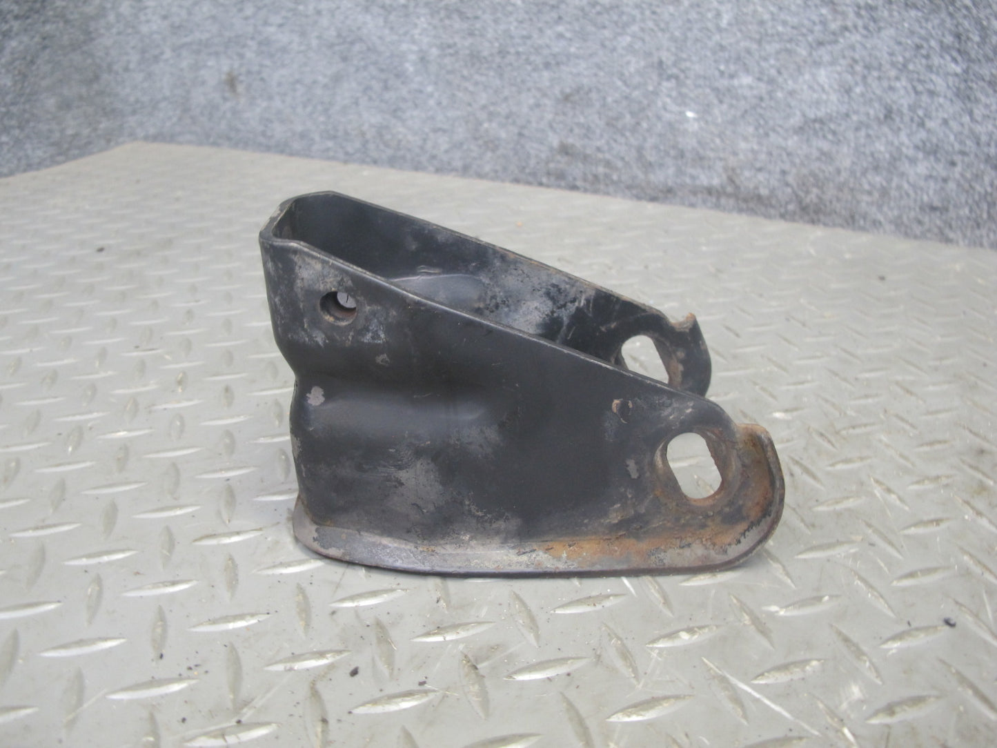 88-89 Toyota MR2 AW15 Set of 2 Manual Transmission Mount Bracket Support OEM