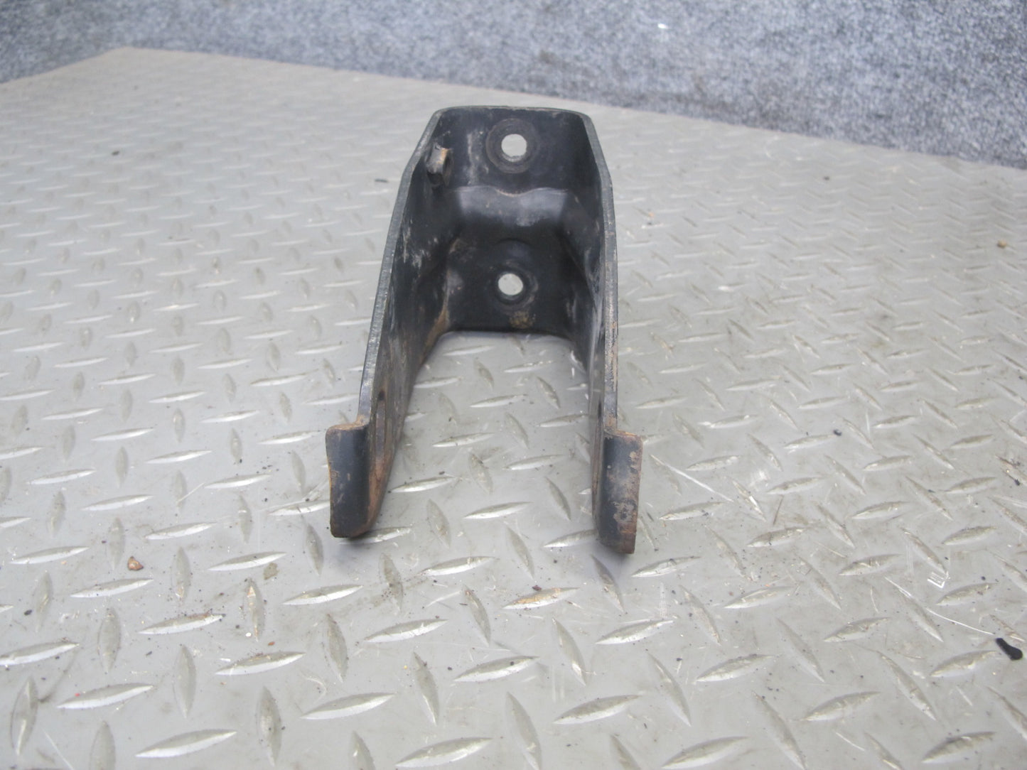 88-89 Toyota MR2 AW15 Set of 2 Manual Transmission Mount Bracket Support OEM