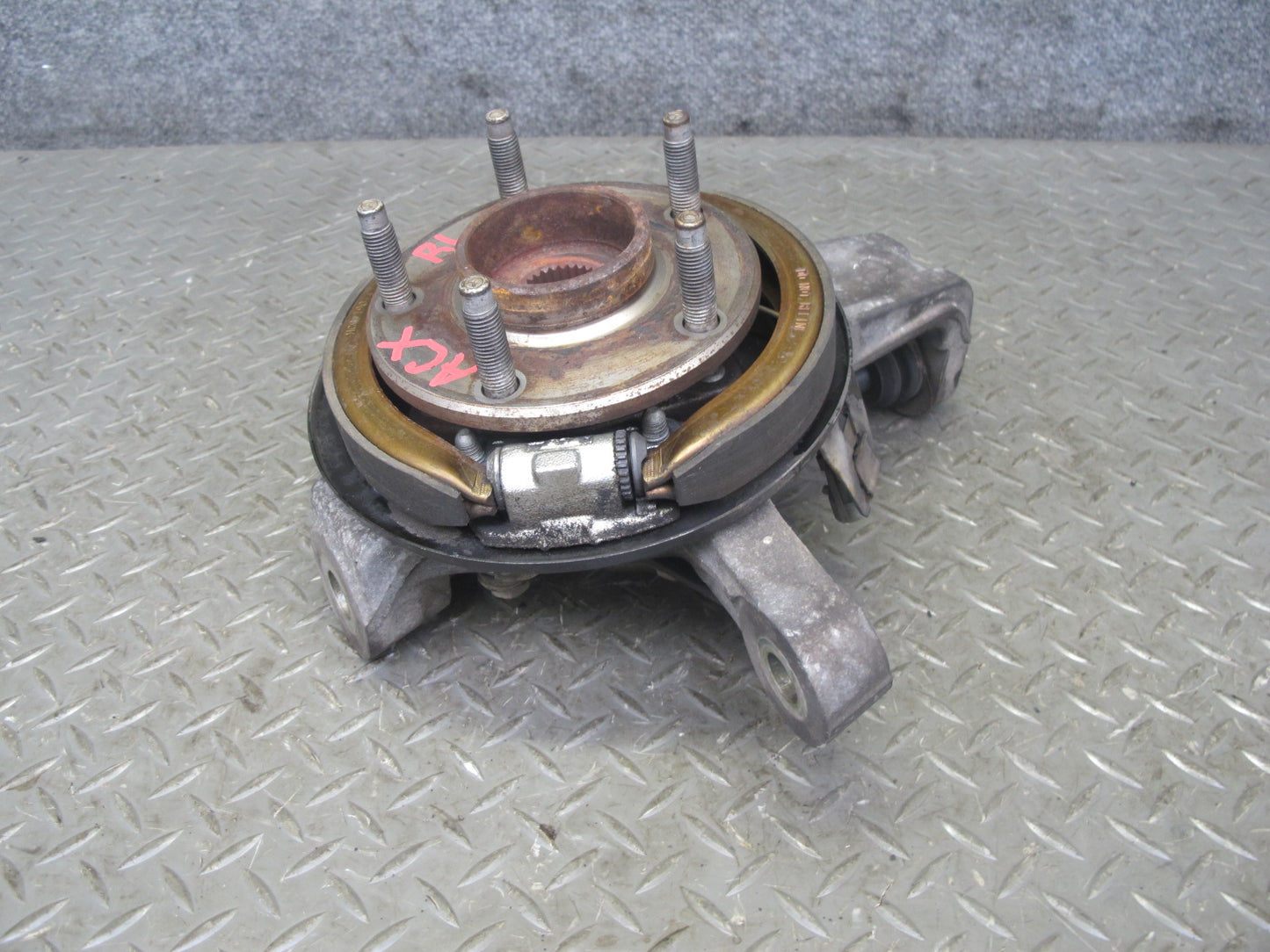 2004-2008 Cadillac XLR Rear Left Driver Side Spindle Knuckle Wheel Hub Bearing