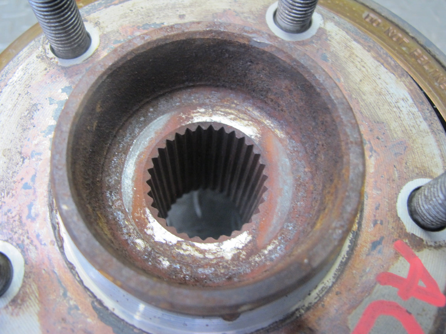 2004-2008 Cadillac XLR Rear Left Driver Side Spindle Knuckle Wheel Hub Bearing