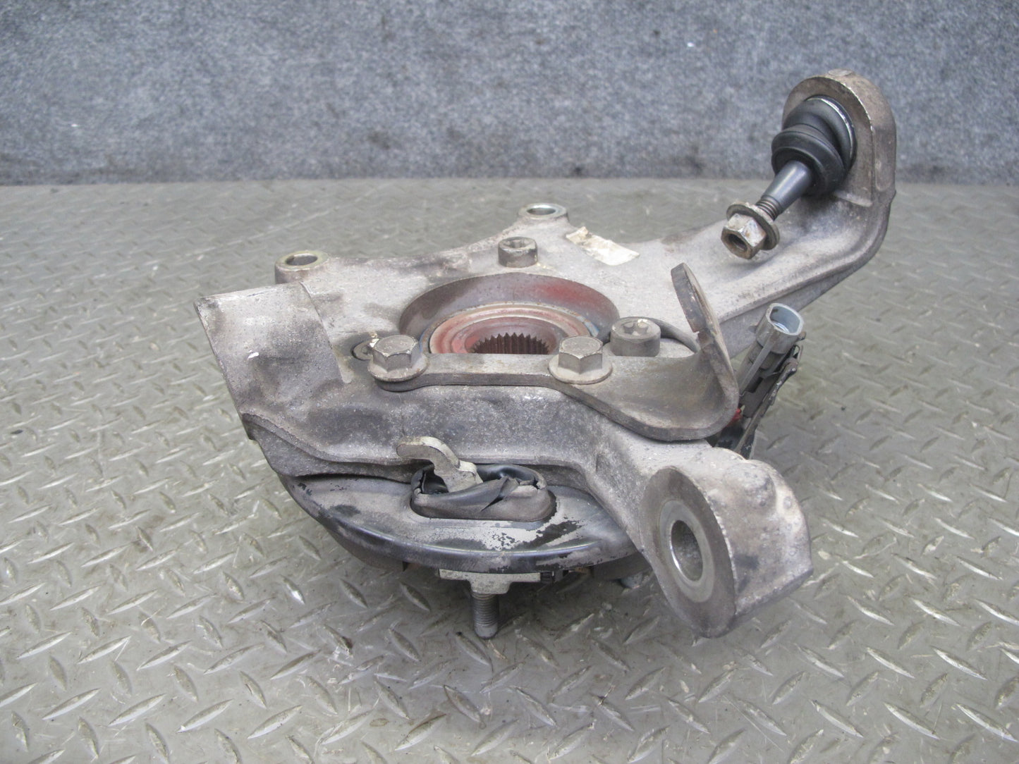 2004-2008 Cadillac XLR Rear Right Pass Side Spindle Knuckle Wheel Hub Bearing