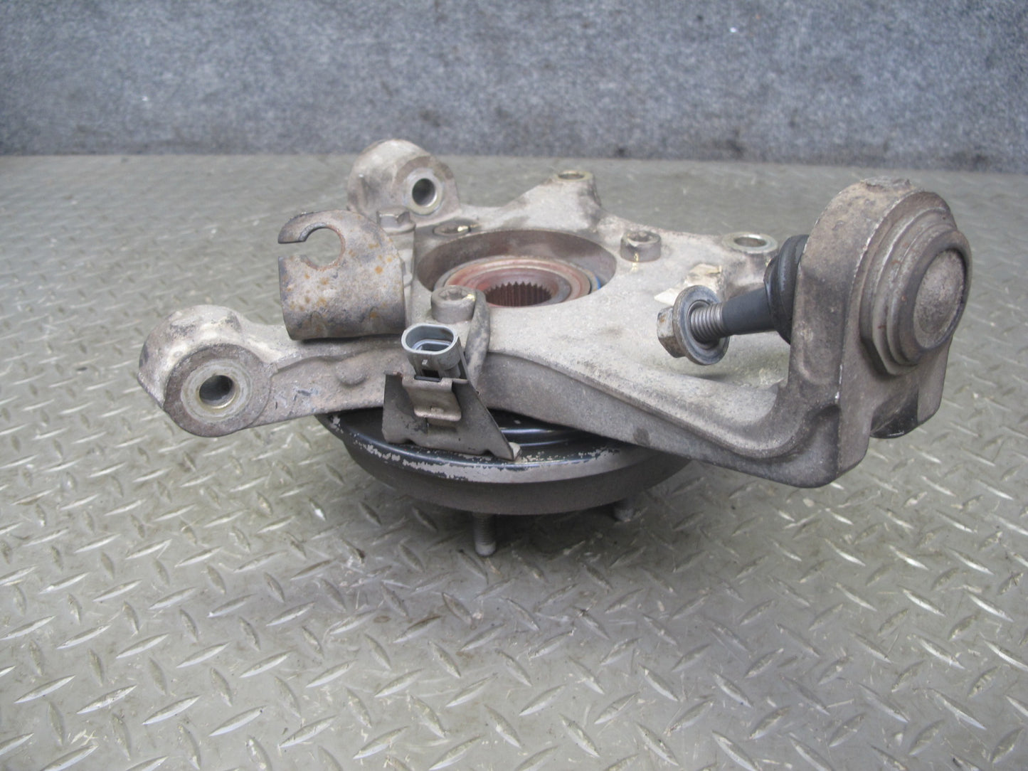 2004-2008 Cadillac XLR Rear Right Pass Side Spindle Knuckle Wheel Hub Bearing