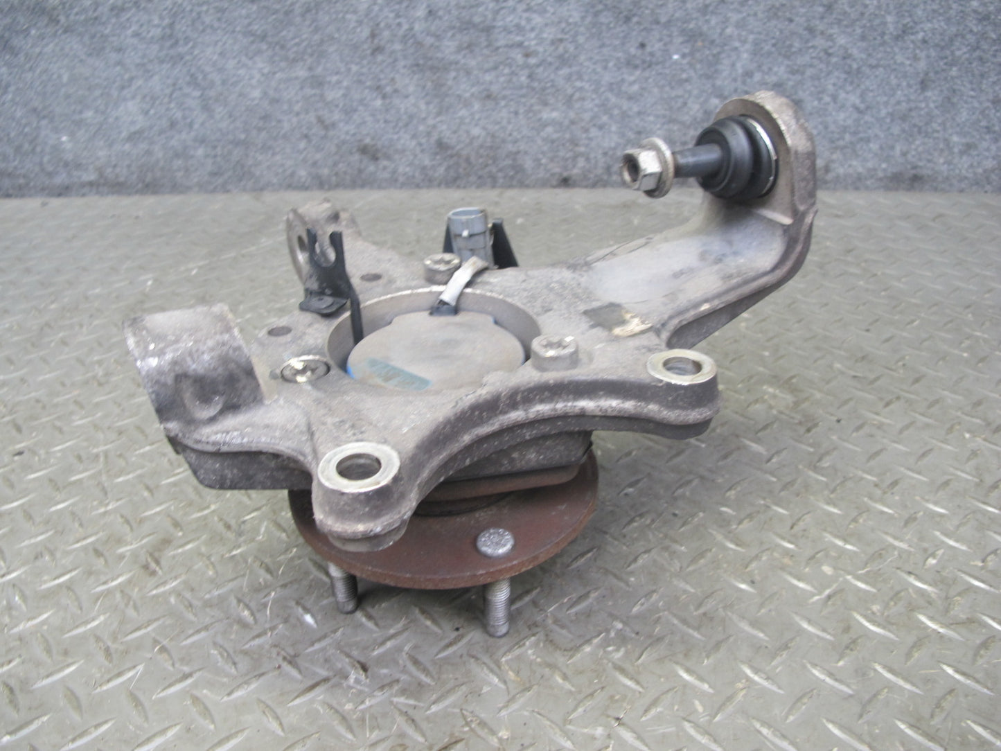 2004-2008 Cadillac XLR Front Right Pass Side Spindle Knuckle Wheel Hub Bearing