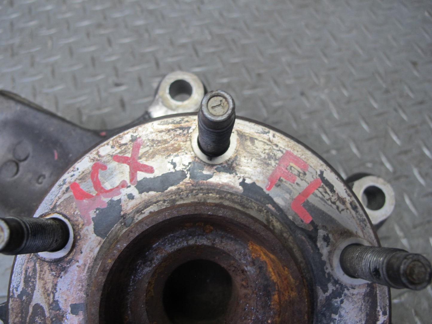 2004-2008 Cadillac XLR Front Left Driver Side Spindle Knuckle Wheel Hub Bearing