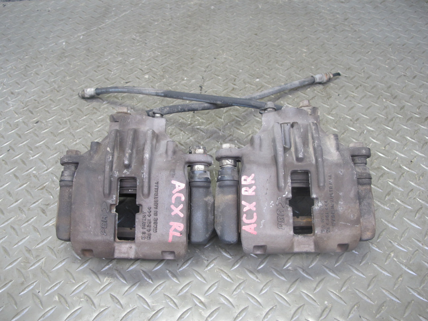 2004-2009 Cadillac XLR RWD Rear Left & Right Side Brake Caliper Set of 2