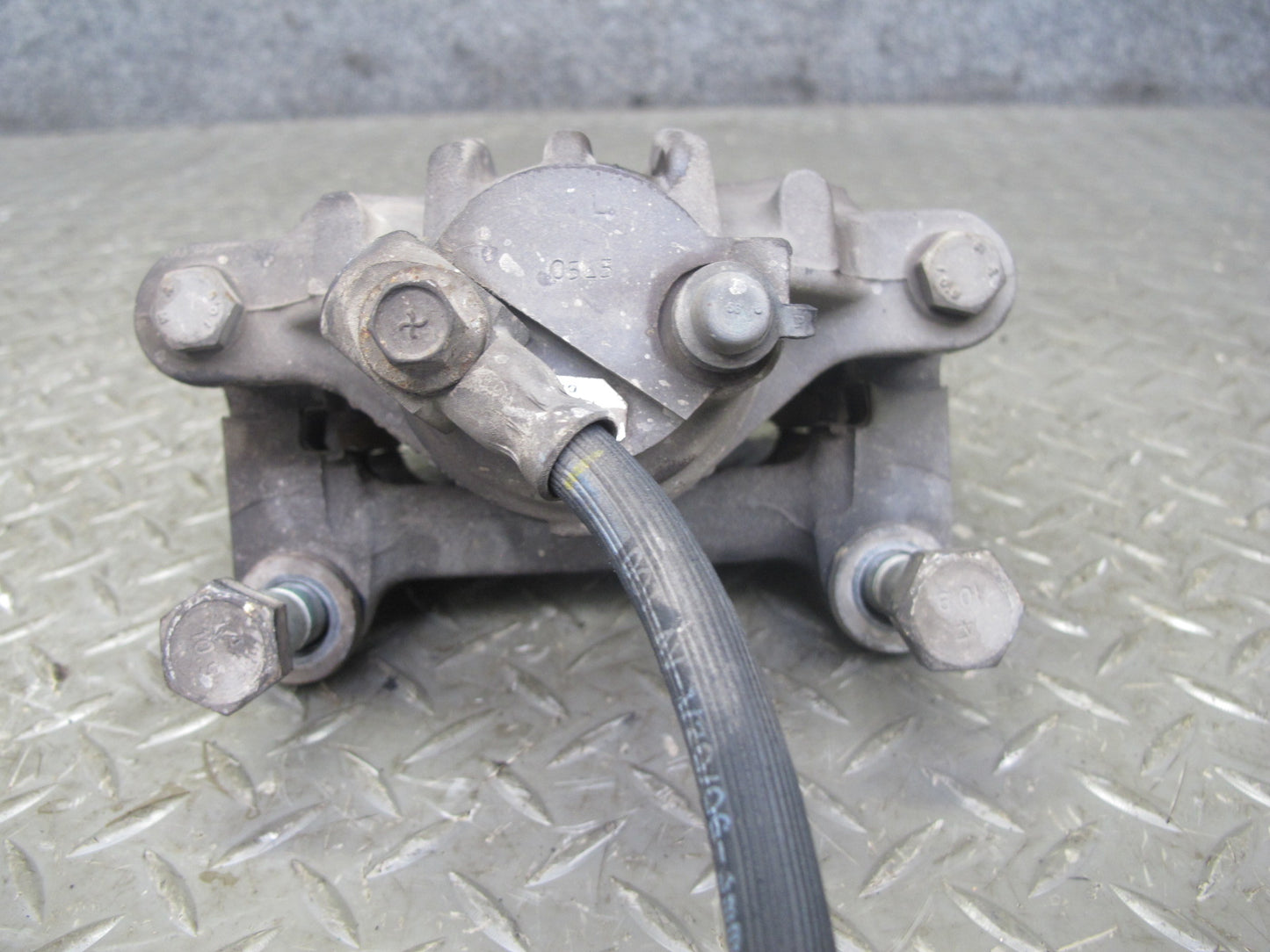 2004-2009 Cadillac XLR RWD Rear Left & Right Side Brake Caliper Set of 2