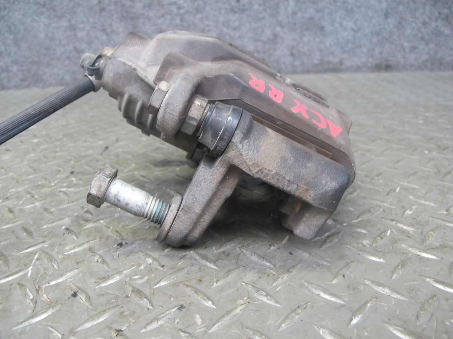 2004-2009 Cadillac XLR RWD Rear Left & Right Side Brake Caliper Set of 2
